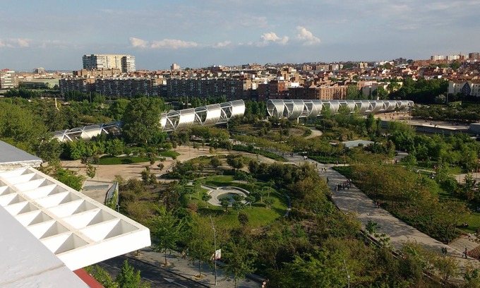 Las Acacias Apartment | Apartment Madrid Rio Park, 4 Bedrooms,.AA, Piramides Station, Family friendly