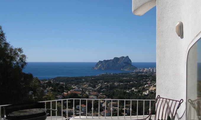 Benissa Coast Apartment | APARTMENT NEW EXCEPTIONAL VIEW ON A COLINNE FACING THE SEA (a swimming pool)