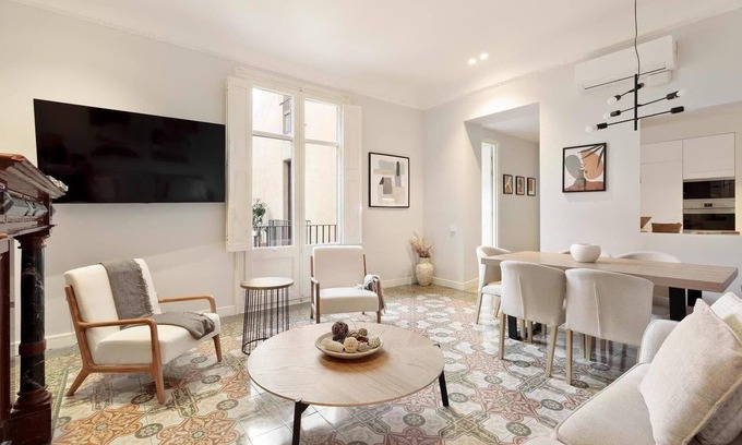 Gothic Quarter Apartment | BC2AC001PE - Petritxol