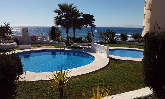 Calahonda Apartment | Beachfront, overlooking the sea, Air conditioning.