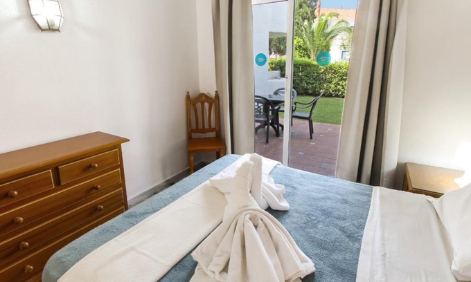 Calahonda Apartment | Campanario Calahonda 2 Bedrooms 6Pax Great apartment near all amenities 92 IR80