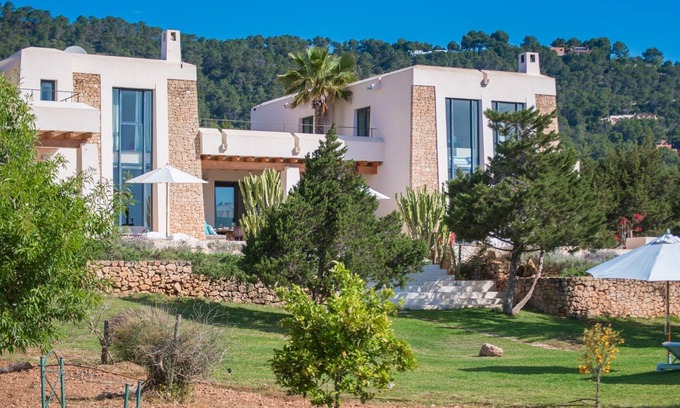 Sant Josep de sa Talaia Villa | Can Milna - Three Bedroom Villa, Sleeps 6