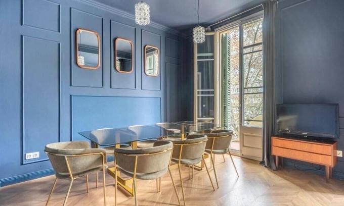 La Nova Esquerra de l'Eixample Apartment | CASA PERE BRIAS, a Modernist Jewel Building!