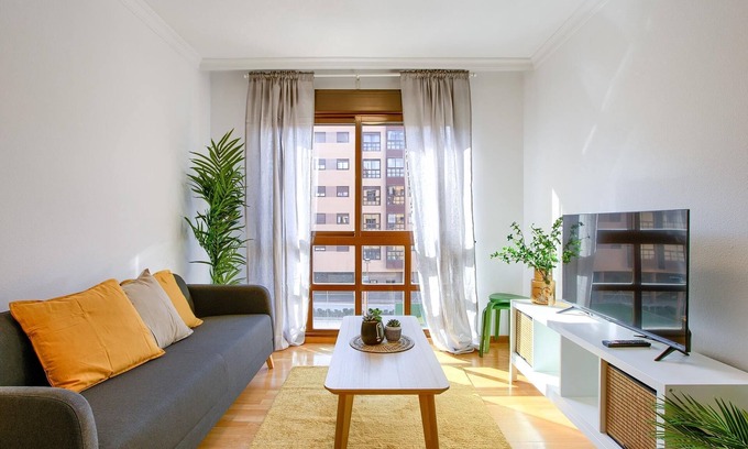 Rejas Apartment | Charming Madrid Airport III