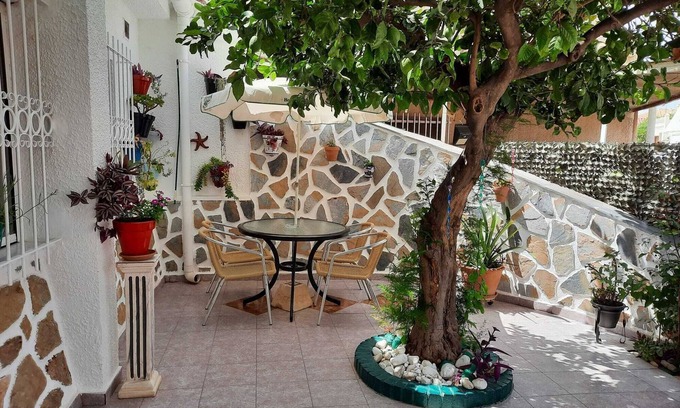 Santiago de la Ribera House | Confortable 3-Bed House, bungalow