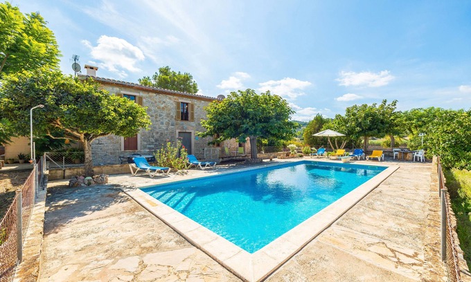 Son Macia Villa | Country House 'Manenta' with Mountain View, Private Pool and Wi-Fi