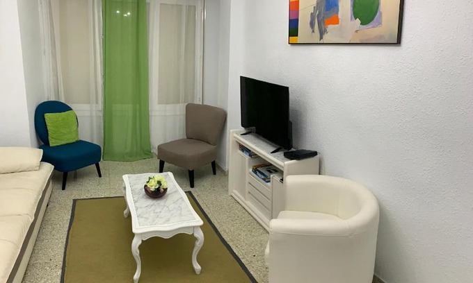 Alicante Apartment | Delightful 3 bedroom Apartment with Terrace E1EV