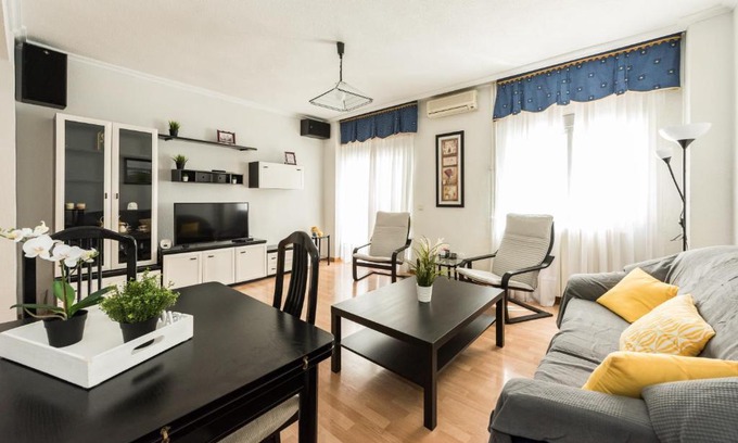 Ciudad Lineal Apartment | El Apartamento de Esteban