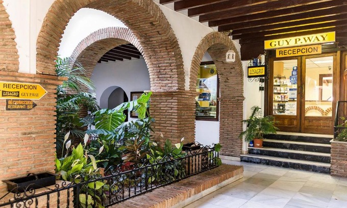 Nerja Apartment | El Capistrano Nerja Guy P. Way