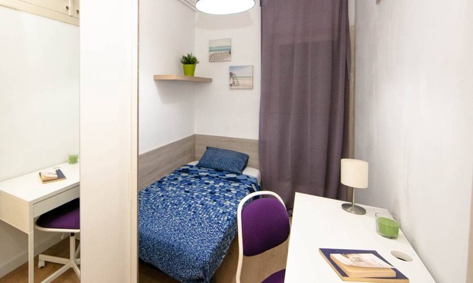 Esquerra de l'Eixample Resort | Private room ∙ 1 bedroom ∙ 1 guest