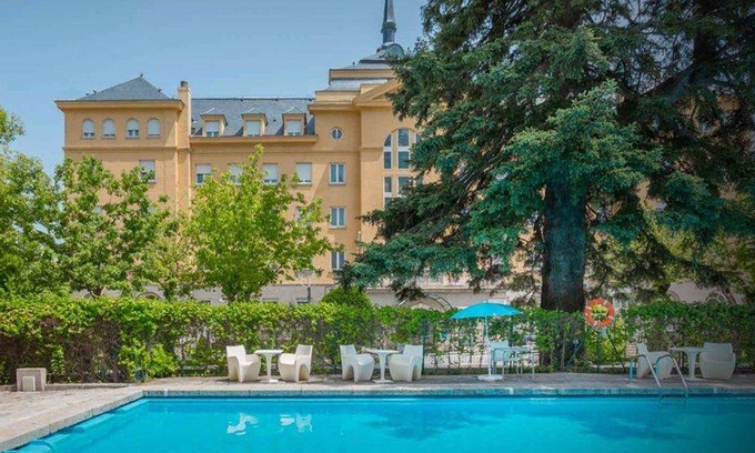 San Lorenzo de El Escorial Hotel | 28 m² Hotel ∙ 127 guests