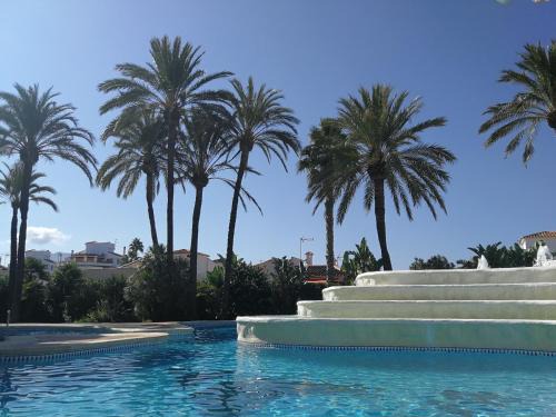 Denia Apartment | Estudio con Piscina, Playa y Wifi
