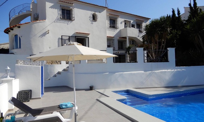 Benissa Coast Villa | Fantastic Villa Amare on top of the Montemar