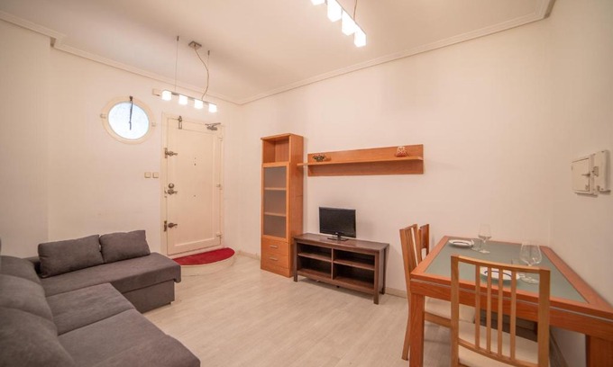 Cuatro Caminos Apartment | Great Apartment close to Santiago Bernabeu