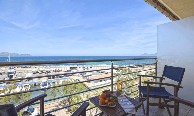 Can Picafort Apartment | Harborfront Escape in Mallorca