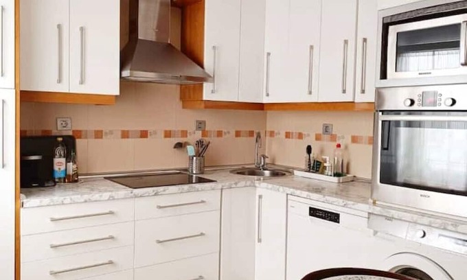 El Viso Apartment | Modern App. Salamanca Madrid 4 Bedroom