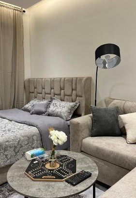 Al Khobar Apartment | Modern room with small club and coffee corner