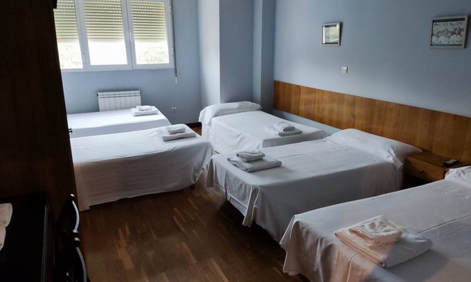Miranda de Ebro House | Motel ∙ 8 guests