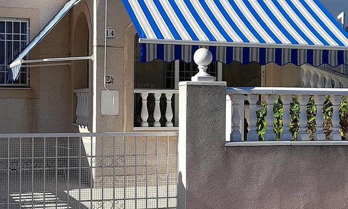 Torrevieja House | Private Bungalow with Solarium, Double and twin bedrooms