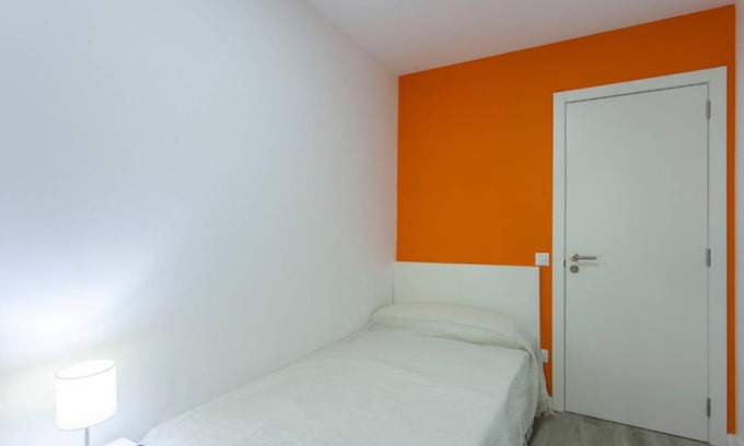 Burjasot Resort | Private room ∙ 1 bedroom ∙ 1 guest