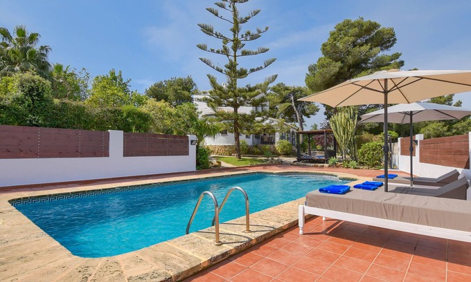 Javea Villa | Rustic and classic villa in Javea, Costa Blanca, Spain with private pool for 4 persons