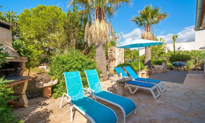 Cala Murada House | Stunning private villa for 5 guests with WIFI, TV, terrace, pets allowed and panoramic view