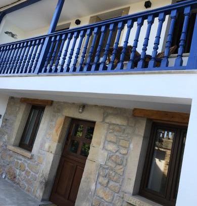 Lastres House | Tela Marinera