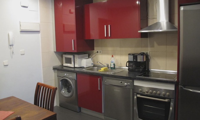Centro Apartment | Valverde III Free Parking
