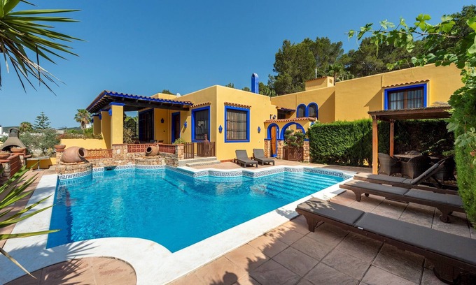 Montecristo Villa | Villa Can Palazon - Five Bedroom Villa, Sleeps 10