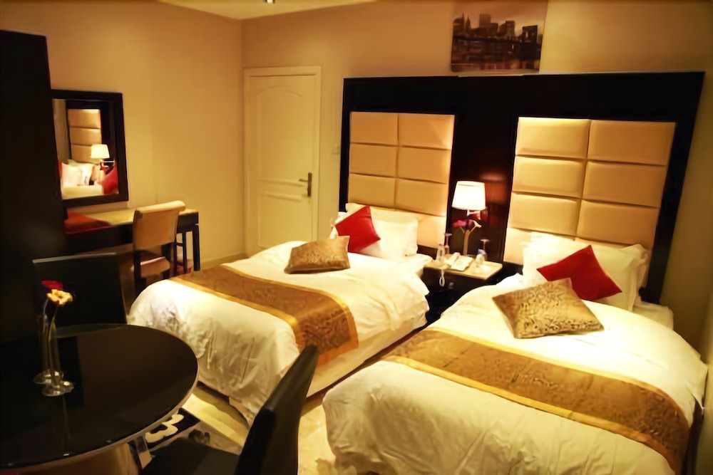Jeddah Hotel | Al Janaderia 14