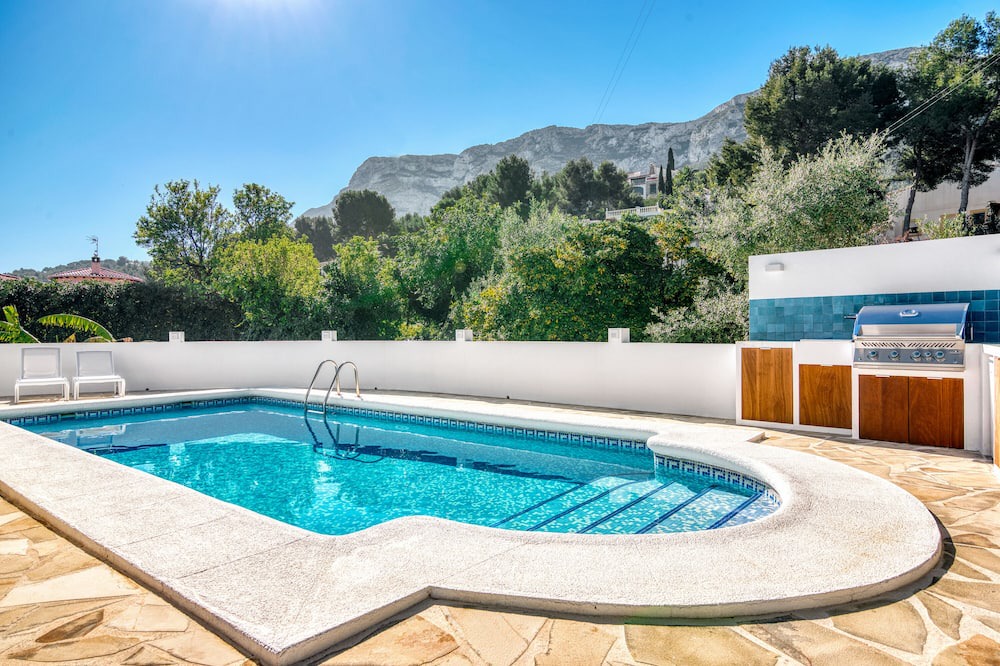 Denia Villa | Villa "Casa Joya" with Sea View, Pool & Wi-Fi