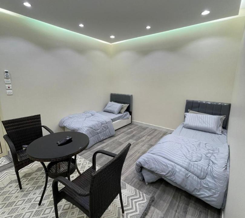 Al Wajh Apartment | ريم الوجه غرفة مع دورة مياة للعزاب طابق علوي