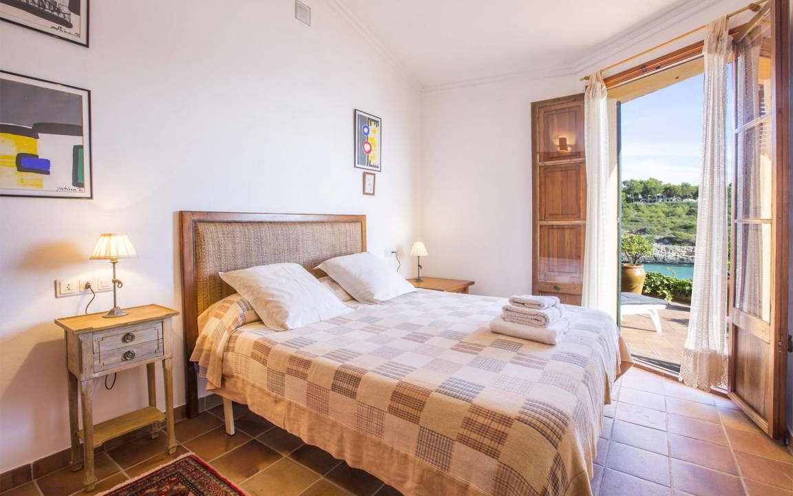 Photo of Bedroom in Cala Mandia