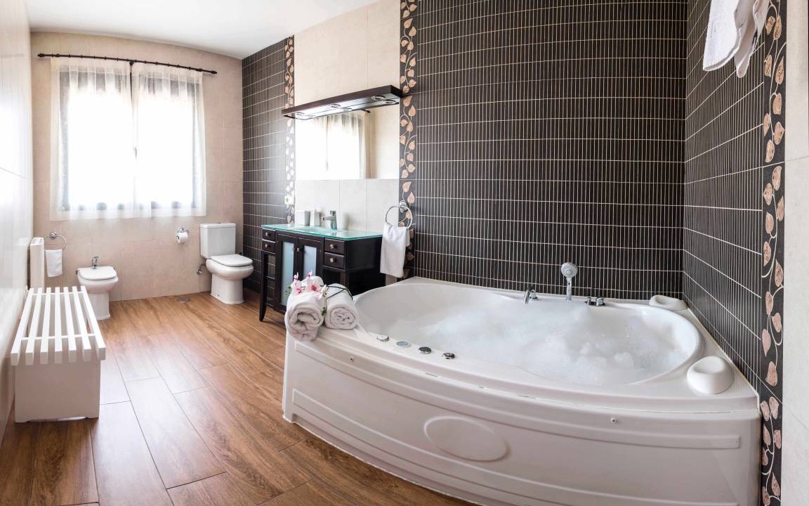 Photo of Bathroom in Galvez