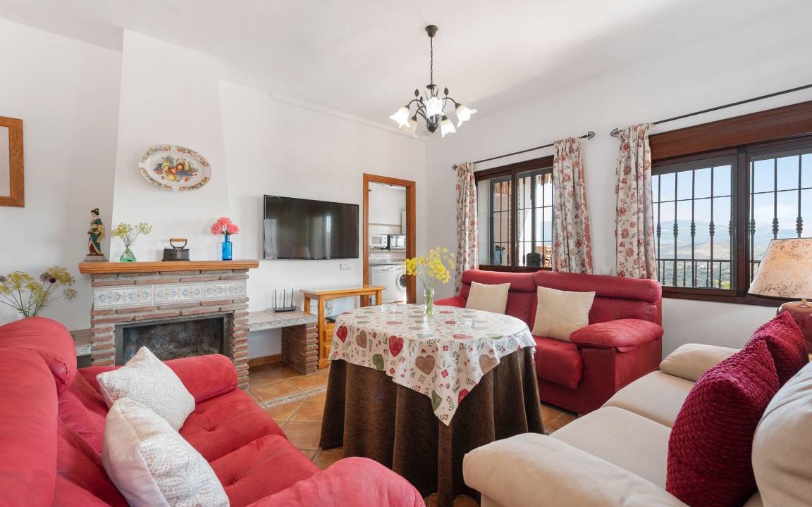 Photo of Livingroom in Comares