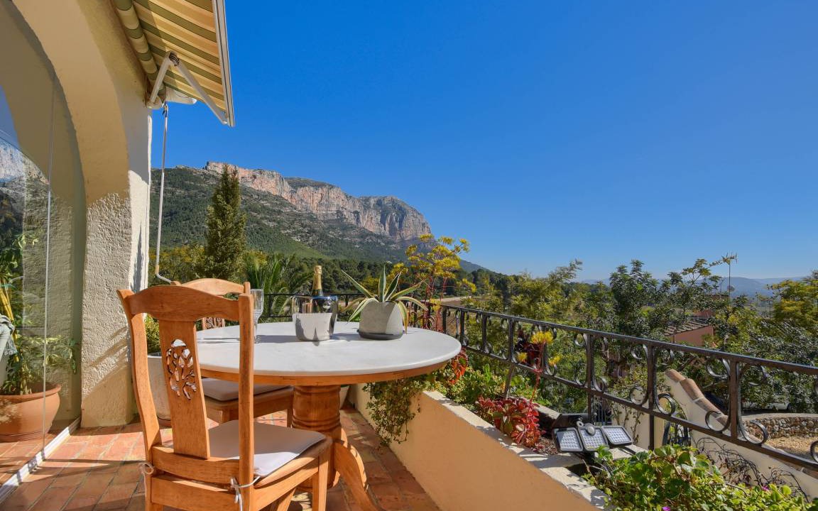Photo of Patio Balcony in Jesus Pobre