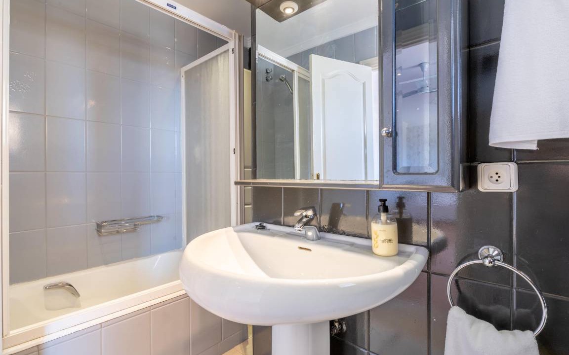 Photo of Bathroom in Peguera