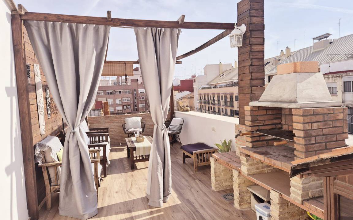 Photo of Patio Balcony in Aiora