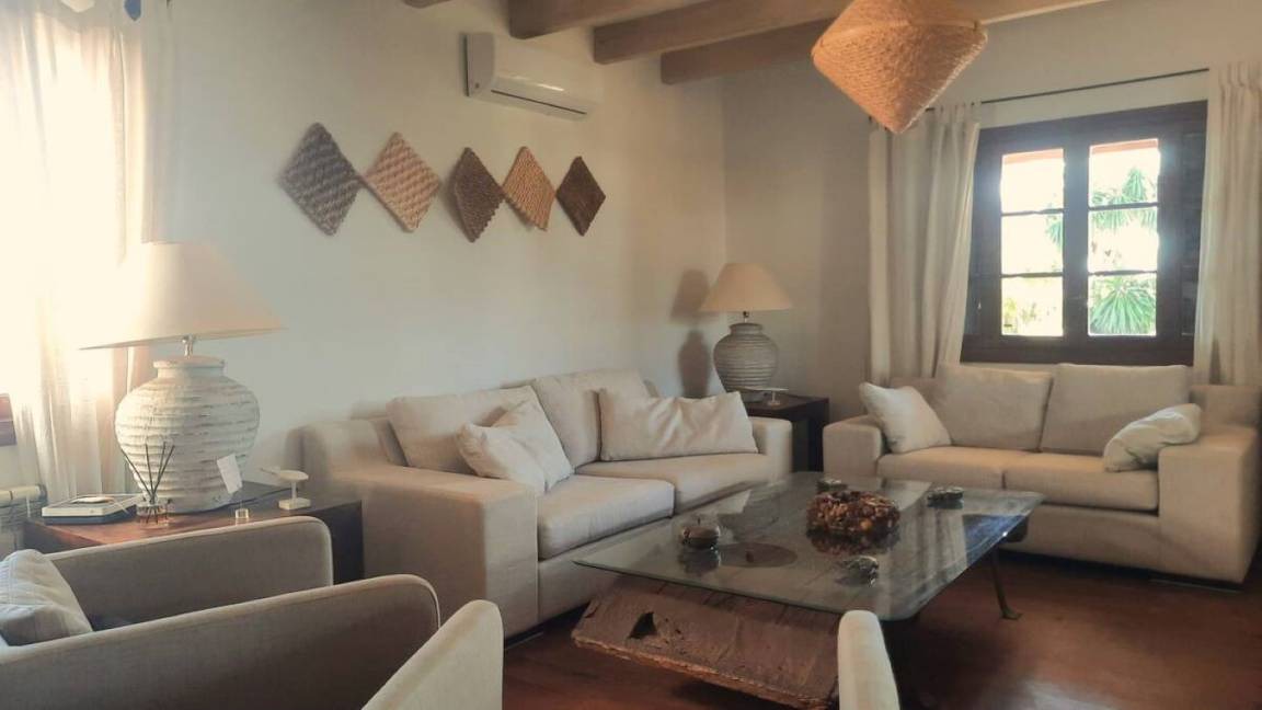 Photo of Livingroom in Son Veri Nou
