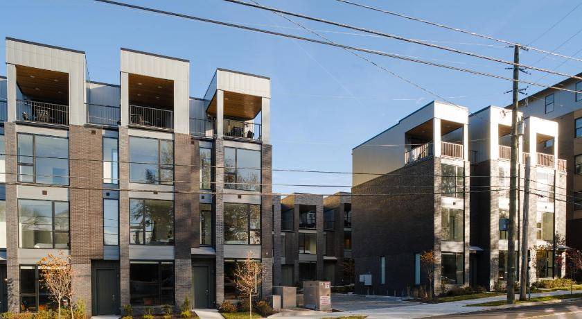 Photo of Others in Music Row