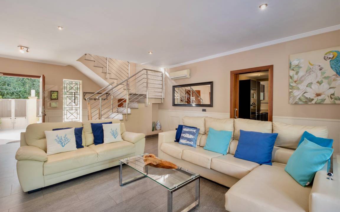 Photo of Livingroom in Mal Pas-Bon Aire
