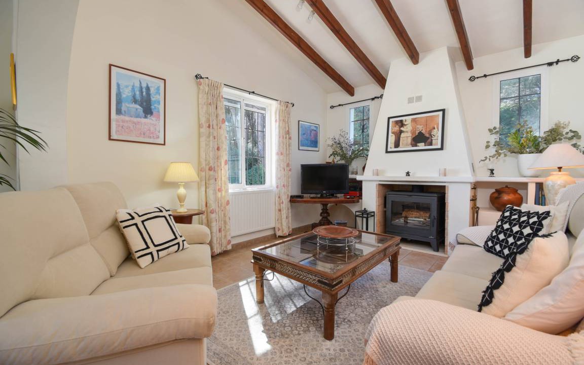 Photo of Livingroom in Jesus Pobre