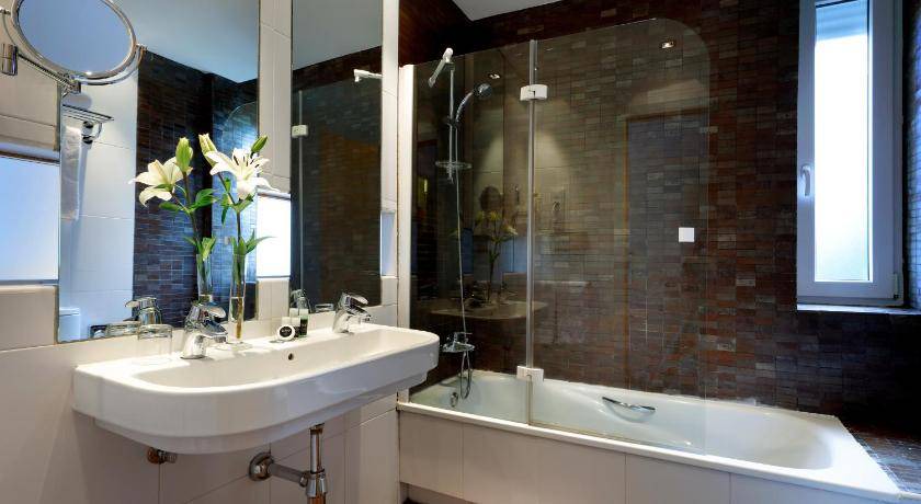 Photo of Bathroom in San Lorenzo de El Escorial