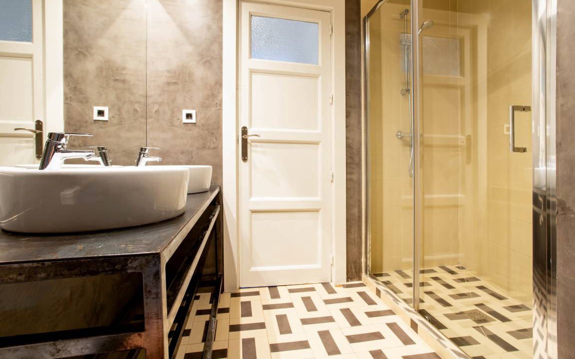 Photo of Bathroom in Embajadores