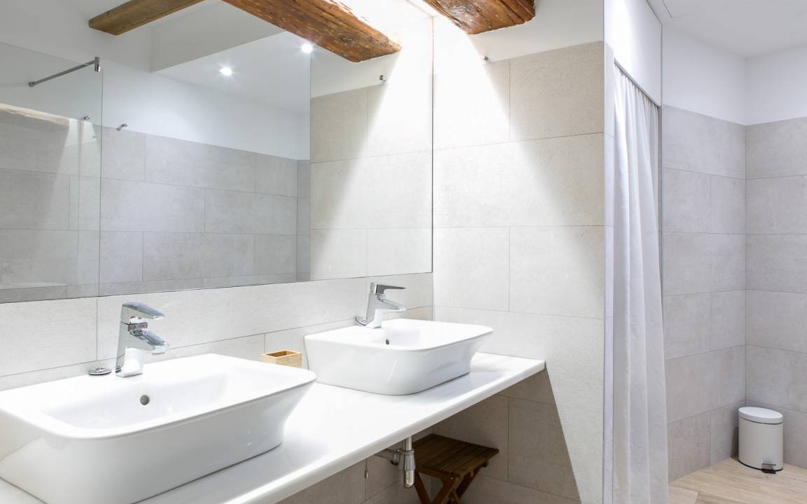 Photo of Bathroom in La Seu