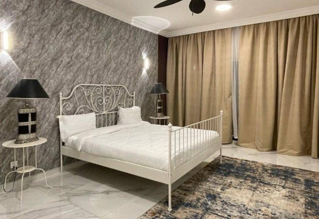 Photo of Bedroom in Durrat Al-Arous