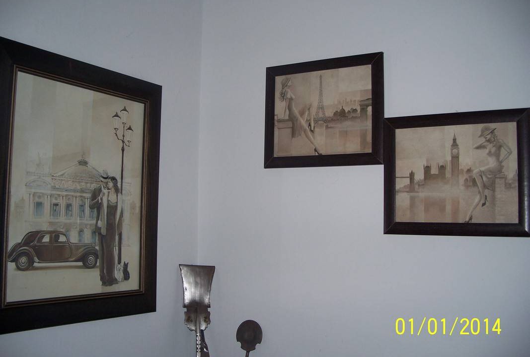 Photo of Others in Pedro Munoz