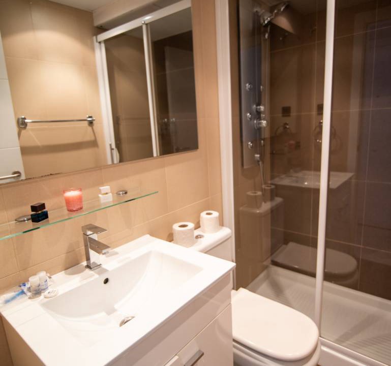 Photo of Bathroom in Cuatro Caminos