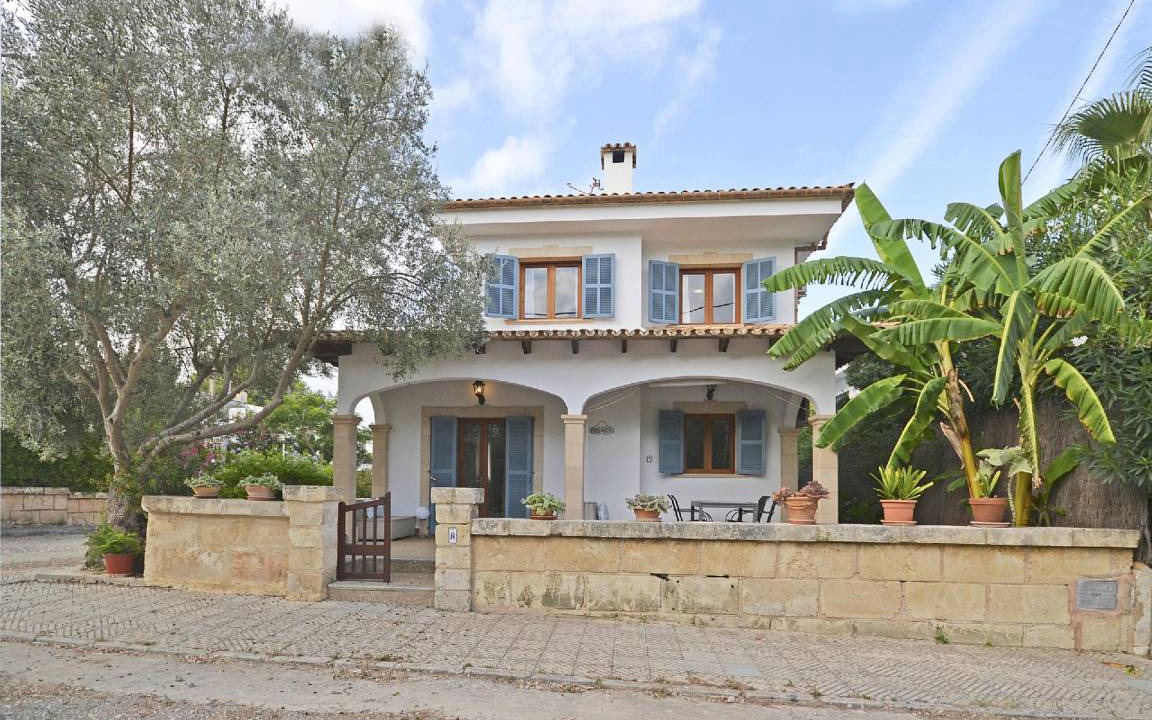 Photo of Buildings in Marina Manresa