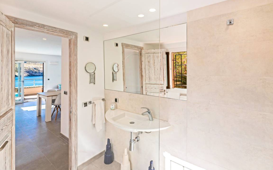 Photo of Bathroom in Cala Carbo